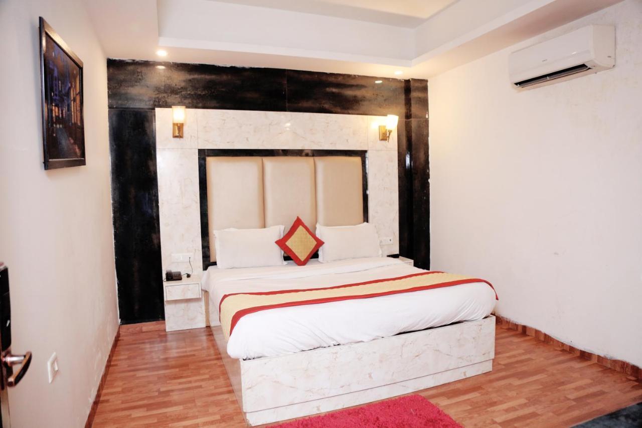 Hotel Plazzo Igi نيودلهي المظهر الخارجي الصورة